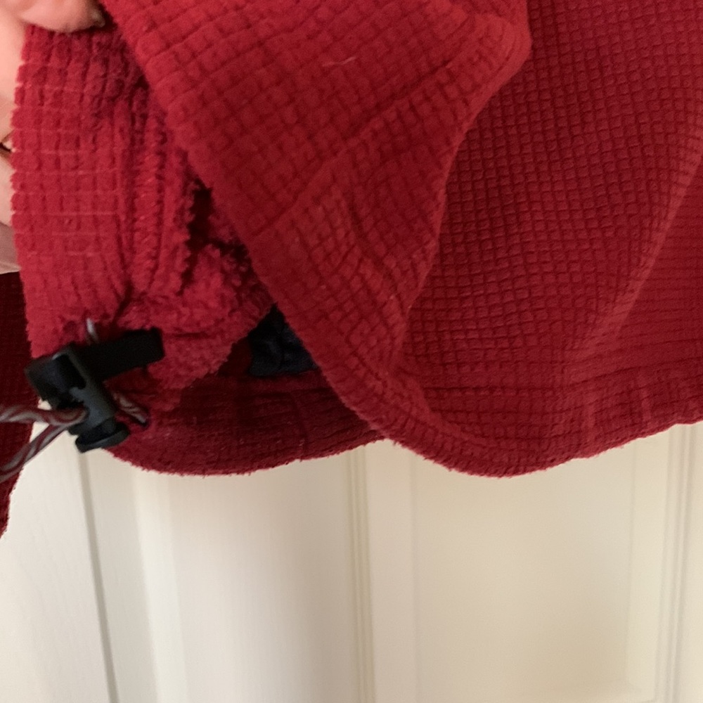 Mountain Hardware Full Zip Jacket With Zipper Poc… - image 6